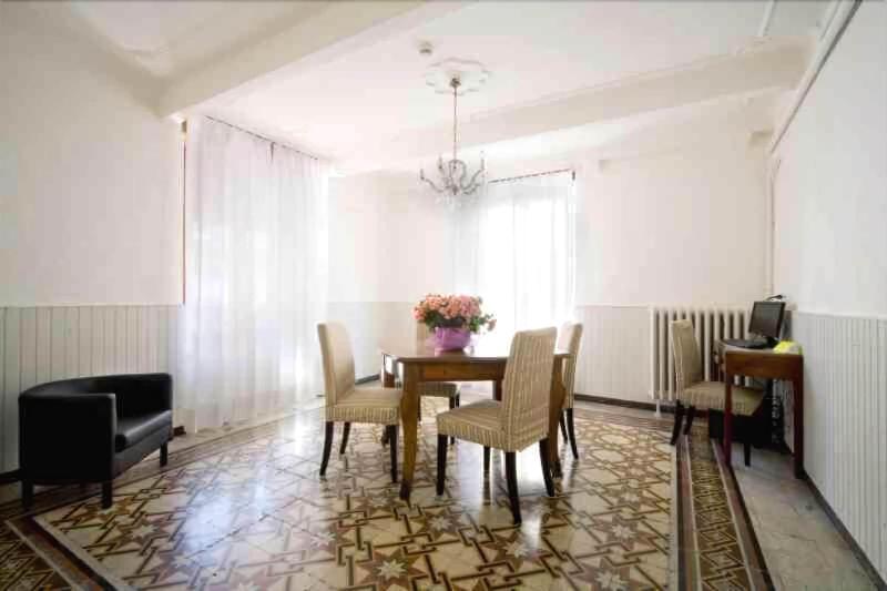 Hotel Europa Леванто Екстер'єр фото