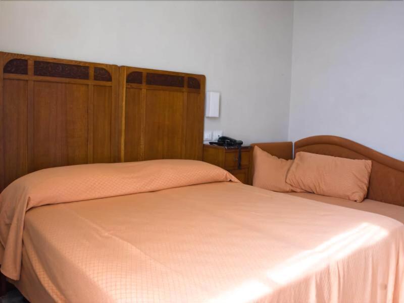 Hotel Europa Леванто Екстер'єр фото